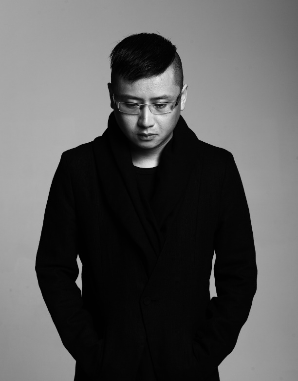 C:\Documents and Settings\Administrator\妗岄潰\12.25涓撻锛氬悓娴庘€擪olding鑱斿悎宸ヤ綔鍧奬9.jpg